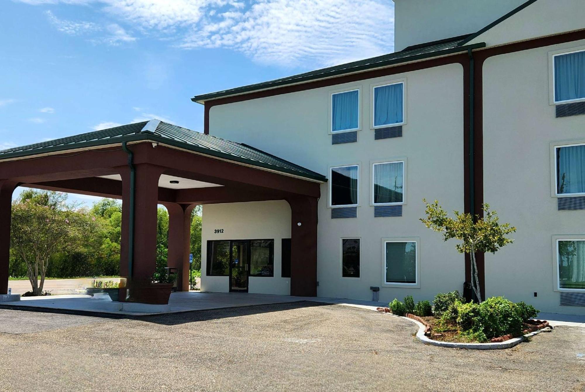 Days Inn By Wyndham Laplace- New Orleans Exterior foto